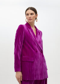 americana-velvet-con-flor-en-solapa-6