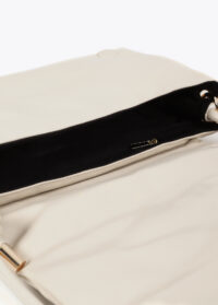 bandolera-acolchada-efecto-piel-con-tachas-redondas-xl-5