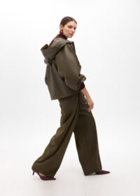 bomber-efecto-piel-manga-murcielago-con-capucha-3