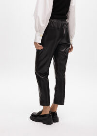 pantalons-jogger-effet-cuir-5