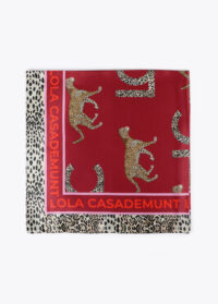 panuelo-estampado-lc-y-leopardos-7